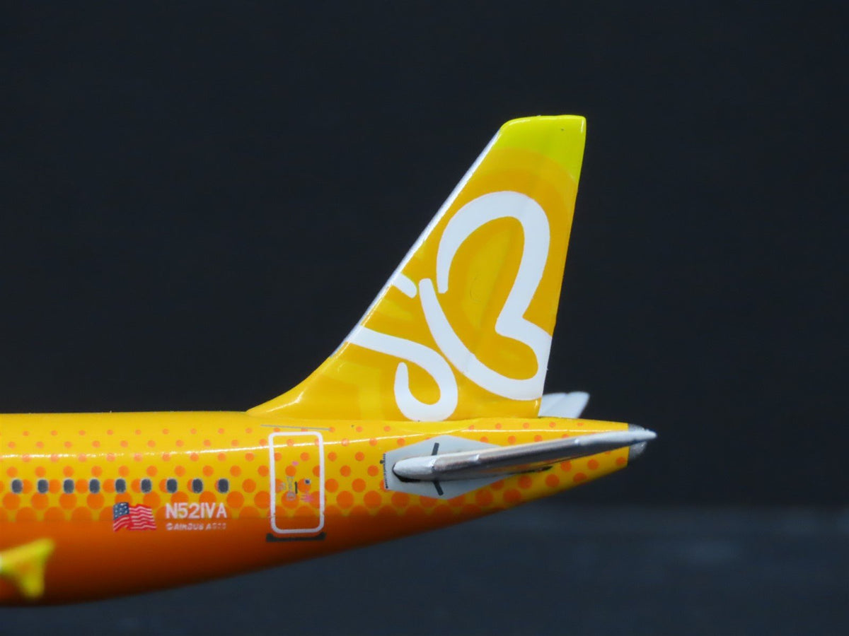 1:400 Scale Gemini Jets GJSKV801 Die-Cast Skybus Airbus A319 Aircraft N521VA
