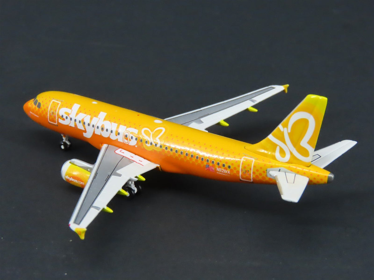 1:400 Scale Gemini Jets GJSKV801 Die-Cast Skybus Airbus A319 Aircraft N521VA