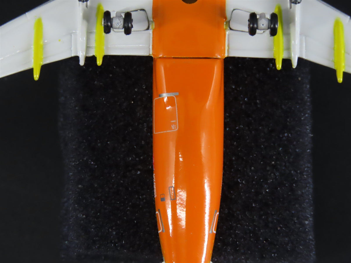 1:400 Scale Gemini Jets GJSKV801 Die-Cast Skybus Airbus A319 Aircraft N521VA