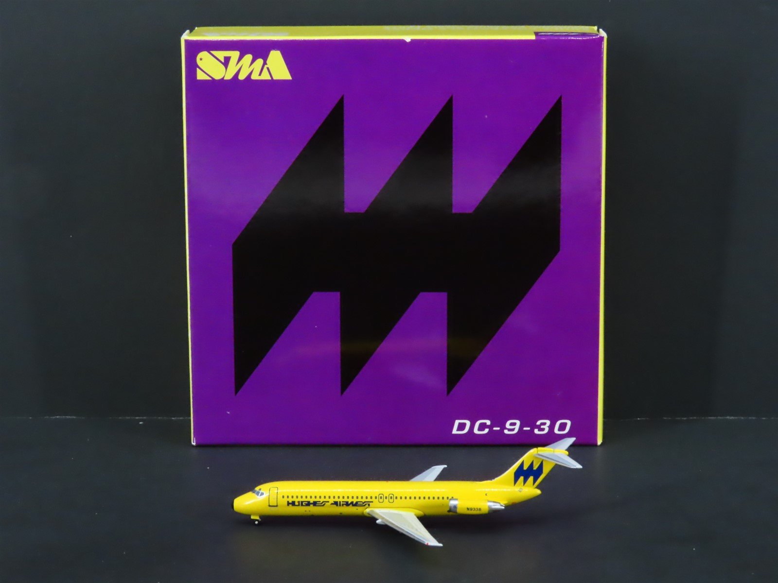 1:400 Seattle Model Aircraft Co Die-Cast Hughes AirWest Douglas DC-9 Airliner
