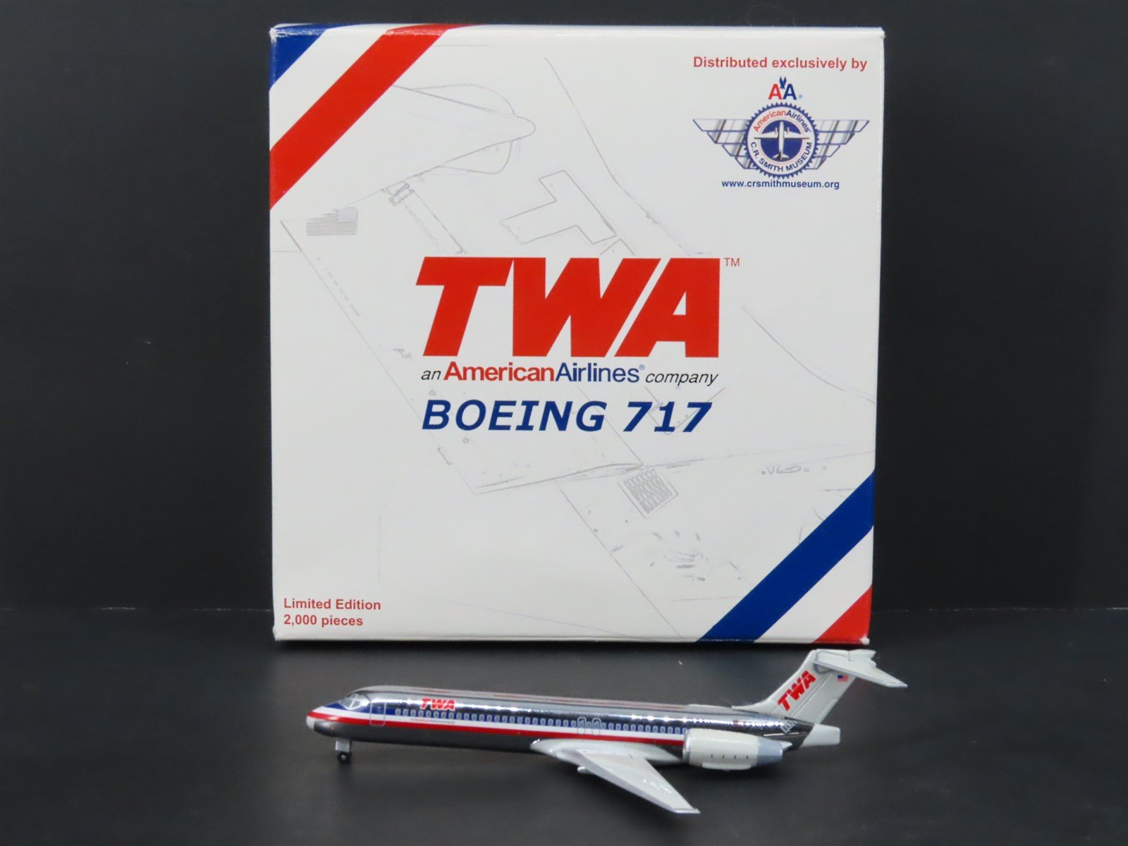 1:400 Scale Dragon Wings CRS002 Diecast TWA Boeing 717-200 Airliner
