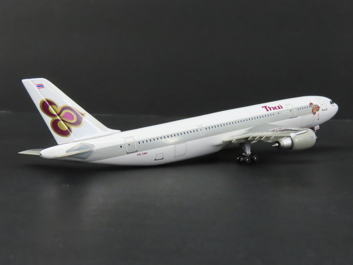 1:400 Scale Dragon Wings 55151 Diecast Thai Airlines Airbus A300-600B Airliner