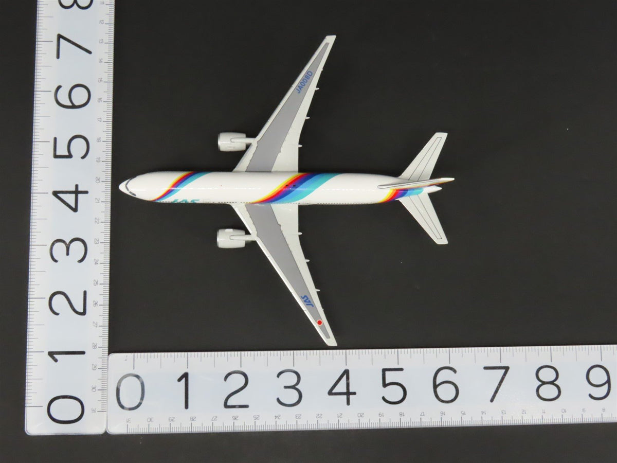 1:400 Scale Phoenix Model Die-Cast JAS Rainbow Seven Boeing B777-289 Aircraft