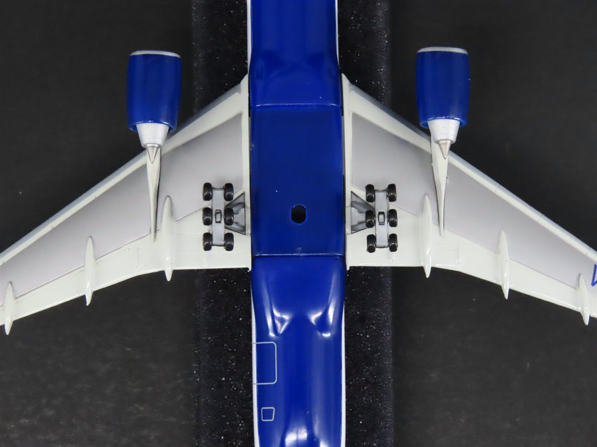 1:400 Dragon Wings 55415-03 Die-Cast Varig Brasil Boeing 777 Aircraft PP-VRA