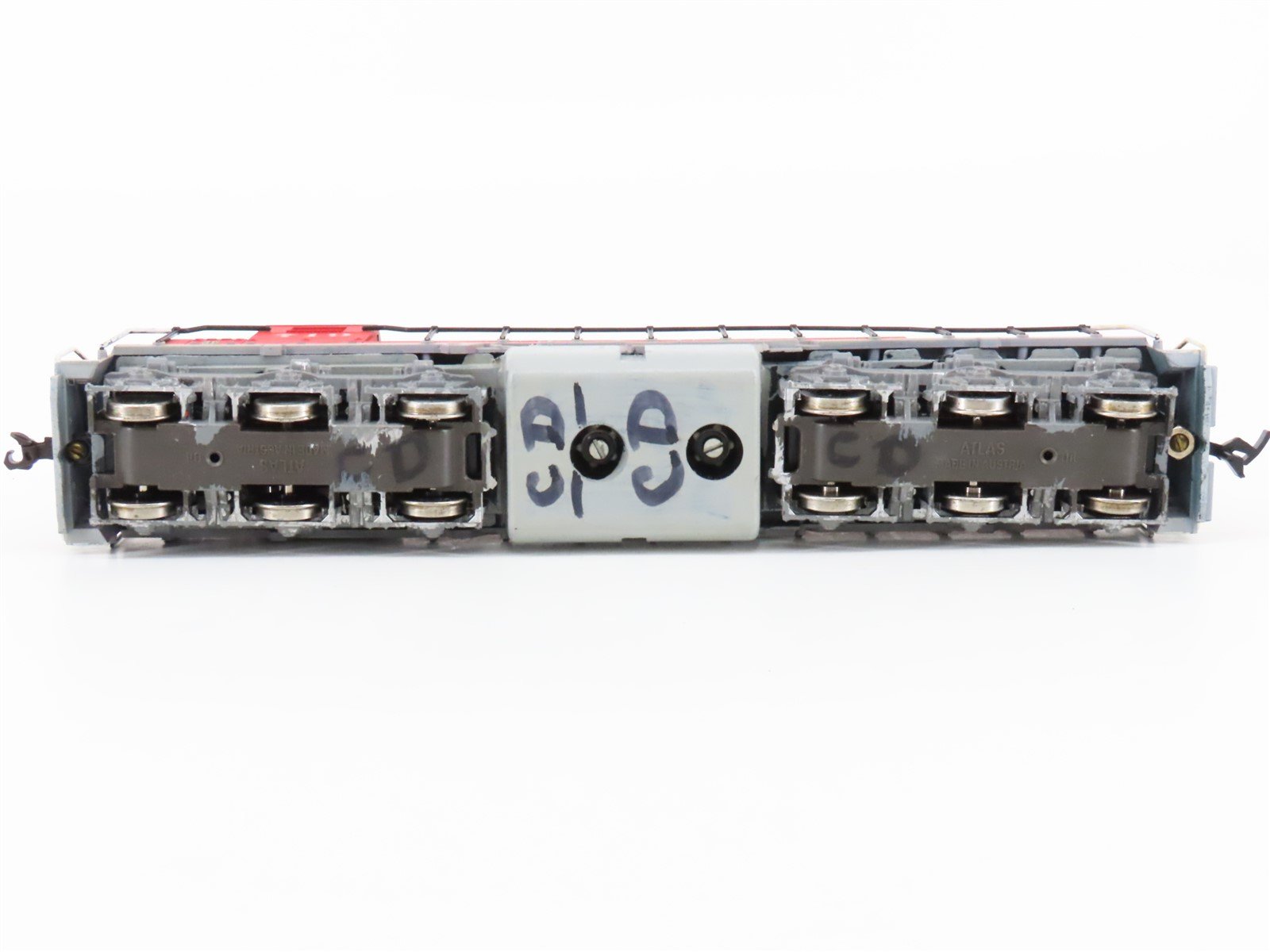 HO Scale Atlas O&RGW Railway EMD SD35 Diesel #719 - Custom & Weathered