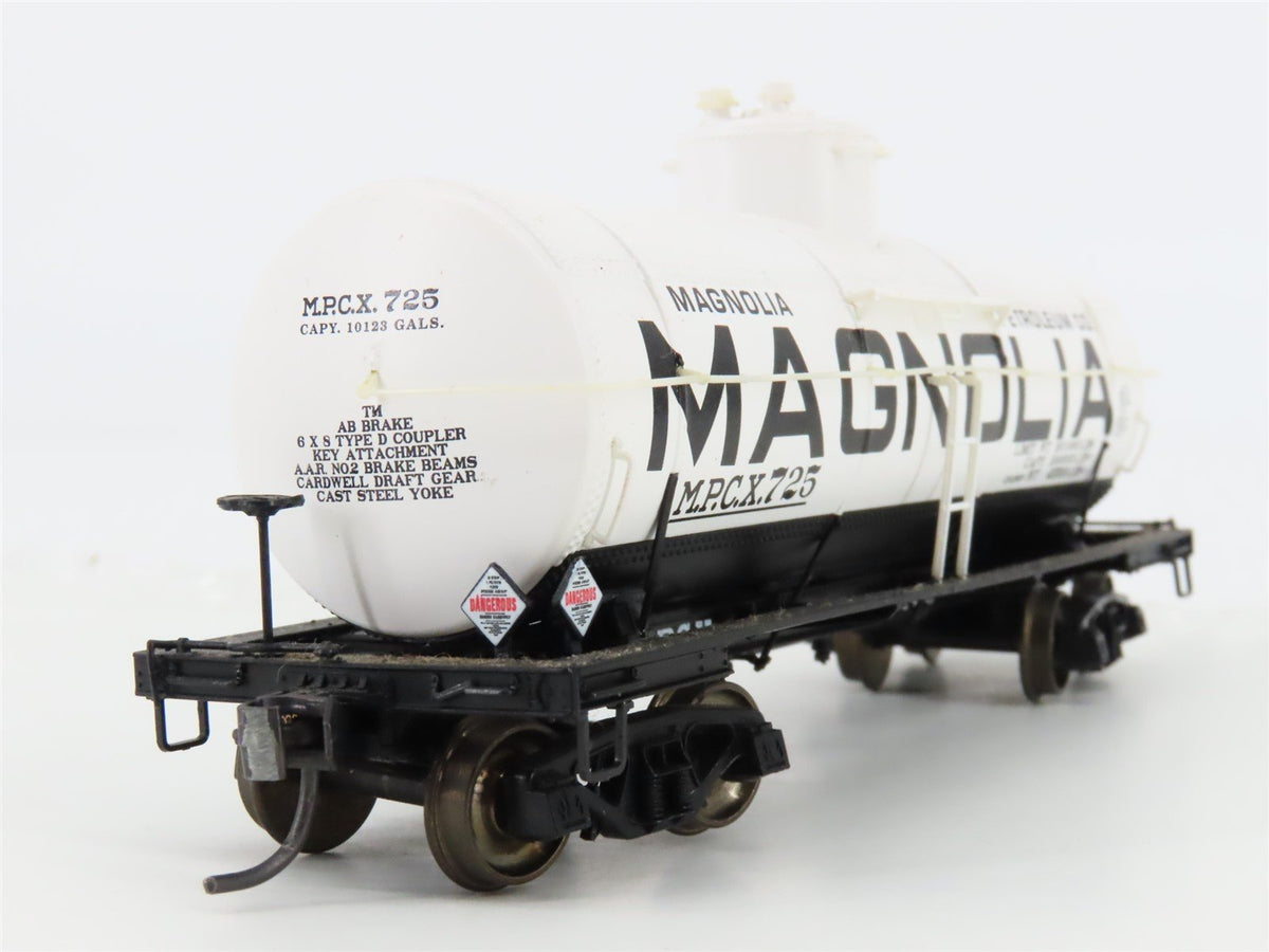 HO Scale PROTO 2000 #23532 MPCX Magnolia Petroleum Single Dome Tank Car #725