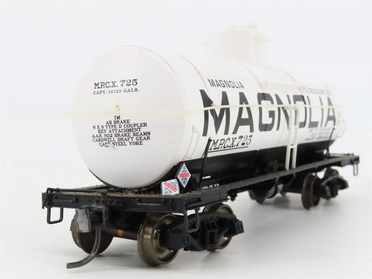 HO Scale PROTO 2000 #23532 MPCX Magnolia Petroleum Single Dome Tank Car #725