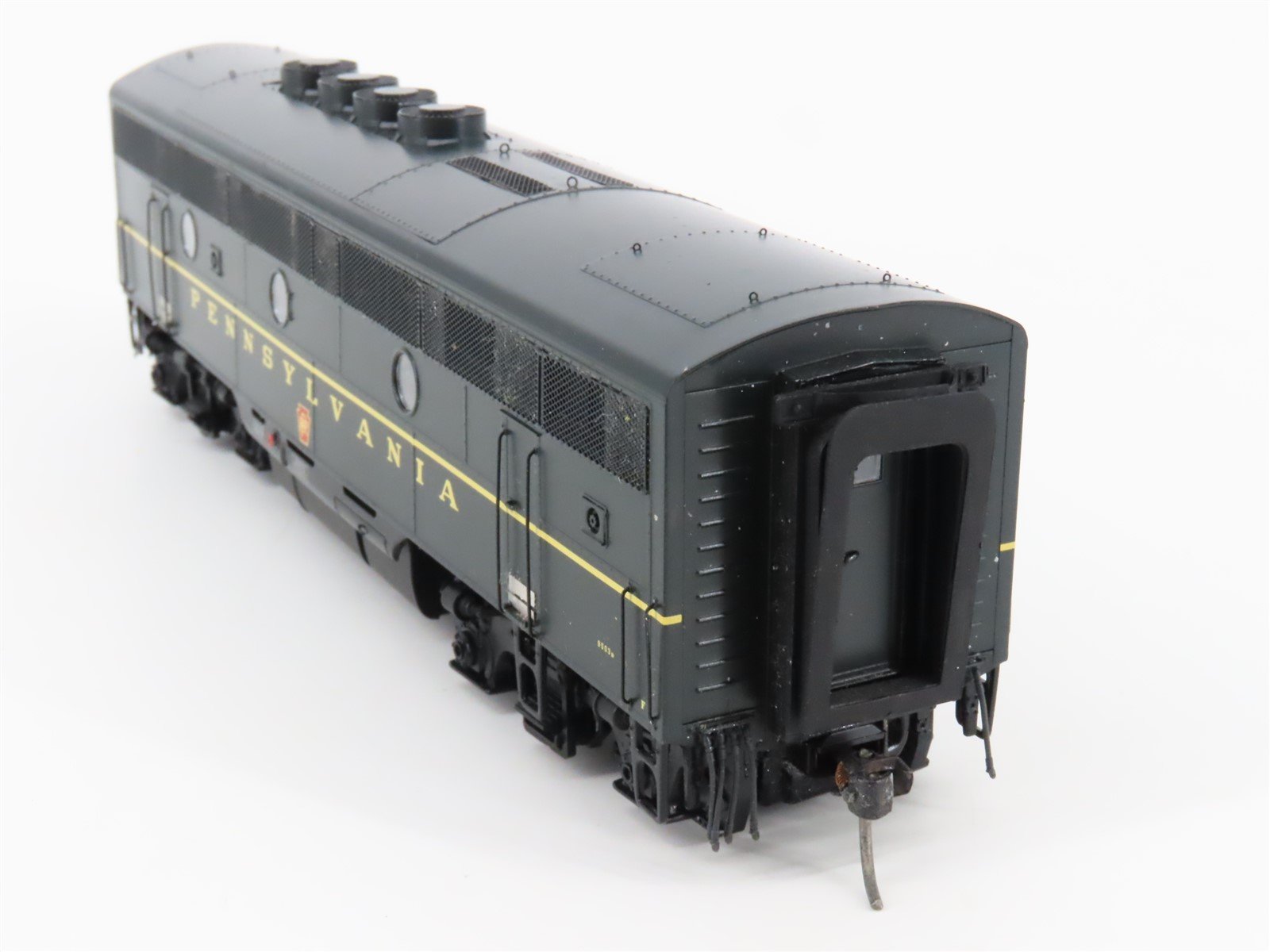HO Scale Broadway Limited BLI 950A PRR Pennsylvania F7B Diesel #9503B w/DCC