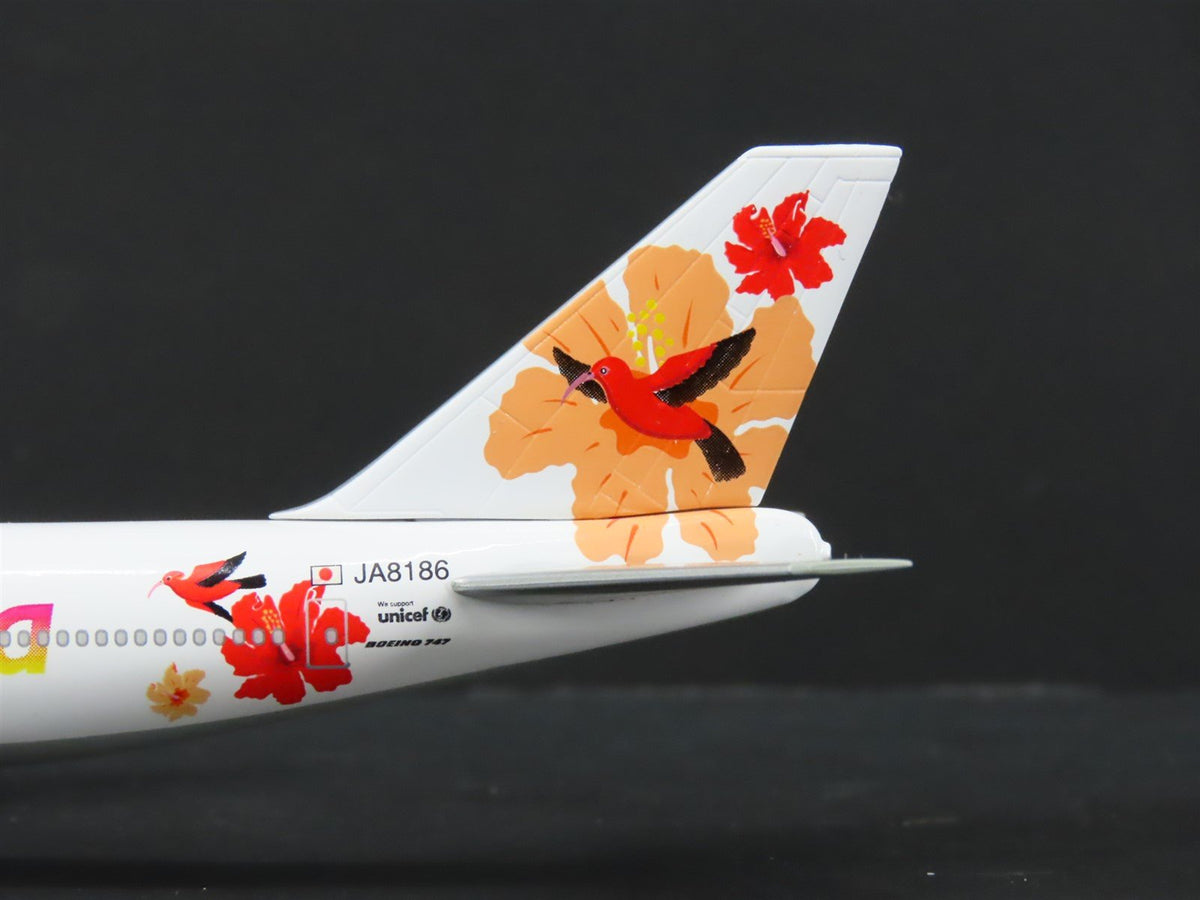 1:400 Dragon Wings 55208 Die-Cast JAL Japan Airlines Resocha B-747-300 Airliner