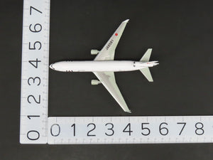 1:400 Dragon Wings 55334 Die-Cast JAL Japan Airlines J Bird MD-11 Airliner