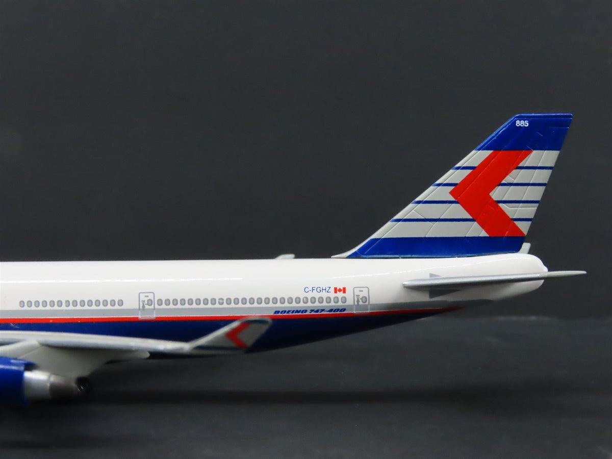 1:400 Dragon Wings 55134 Die-Cast Canadian Airlines Boeing 747-475 Airliner