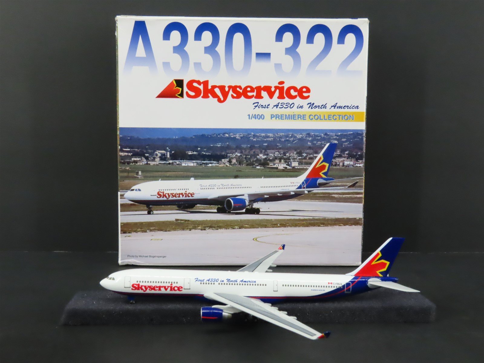 1:400 Dragon Wings 55044 Die-Cast Sky Service "First A330 in NA" A330 Airliner