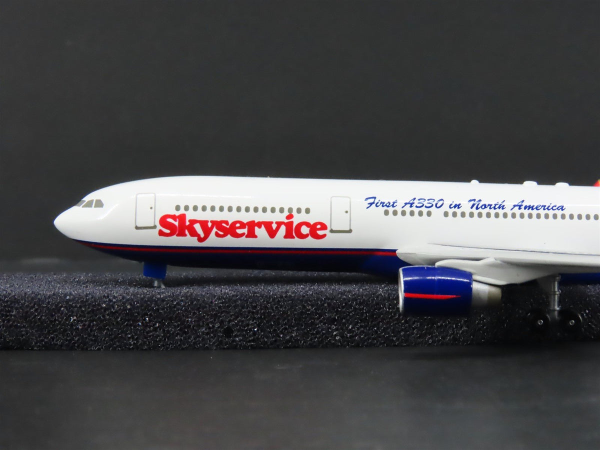 1:400 Dragon Wings 55044 Die-Cast Sky Service &quot;First A330 in NA&quot; A330 Airliner
