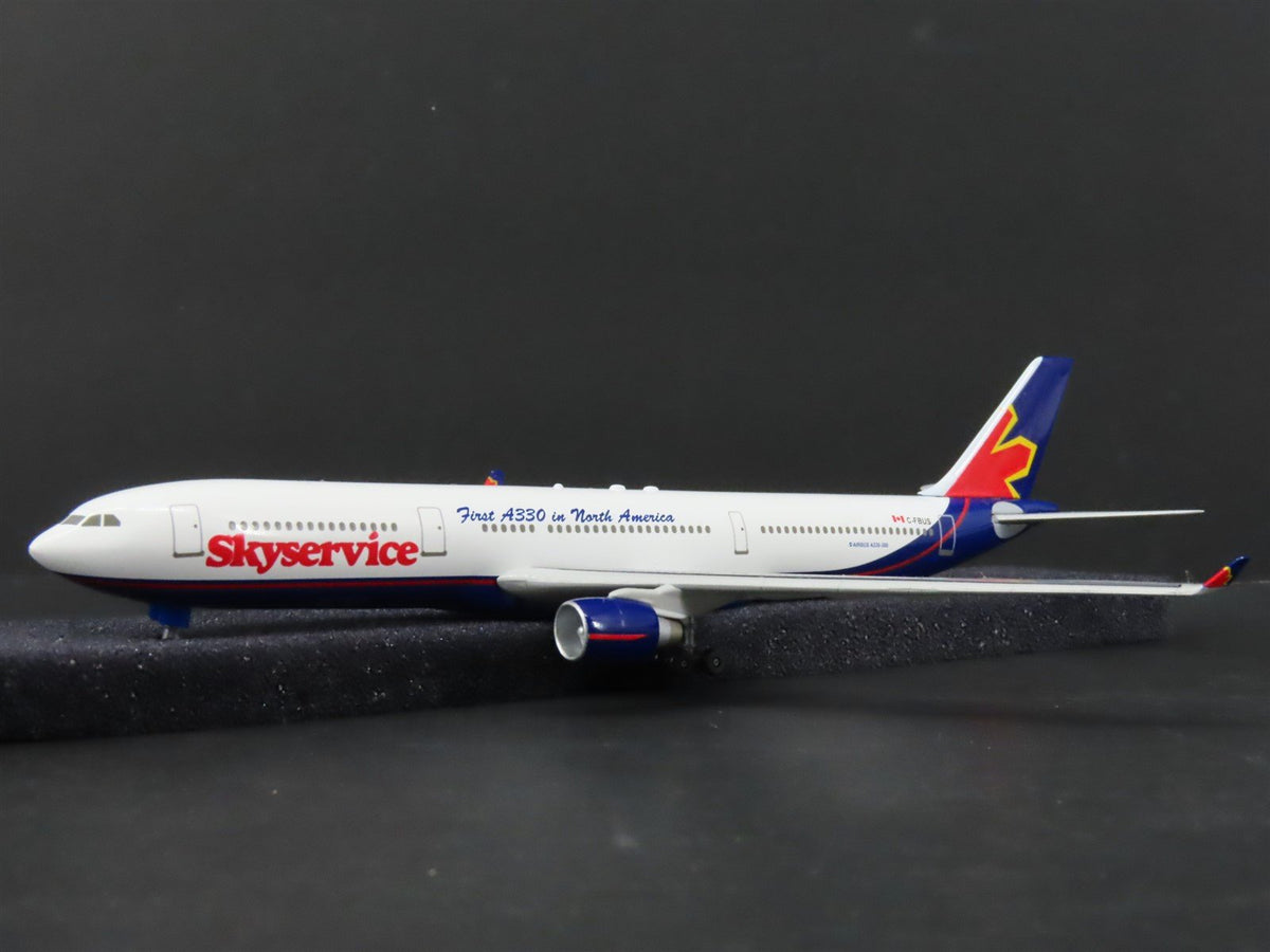 1:400 Dragon Wings 55044 Die-Cast Sky Service &quot;First A330 in NA&quot; A330 Airliner