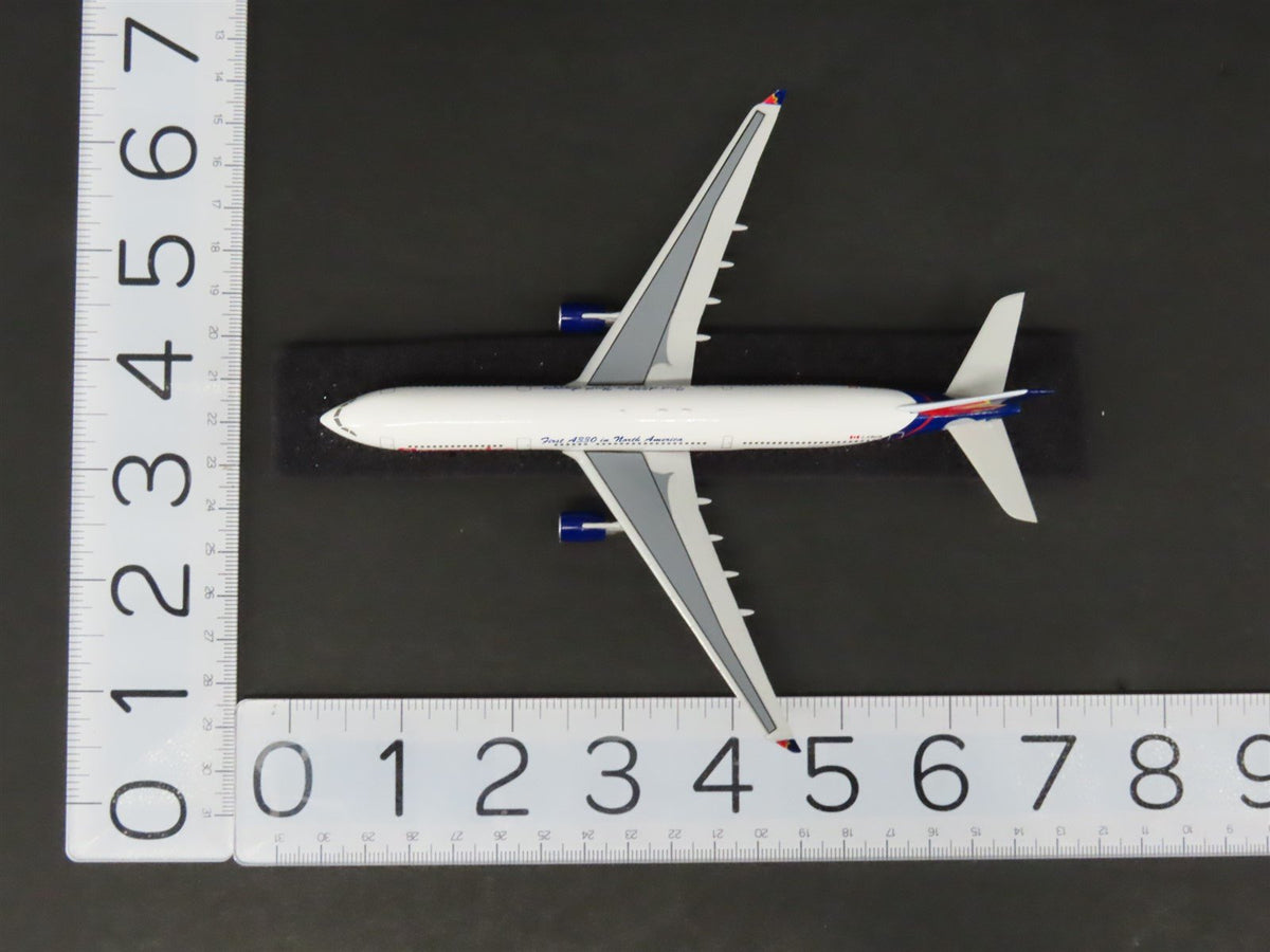 1:400 Dragon Wings 55044 Die-Cast Sky Service &quot;First A330 in NA&quot; A330 Airliner
