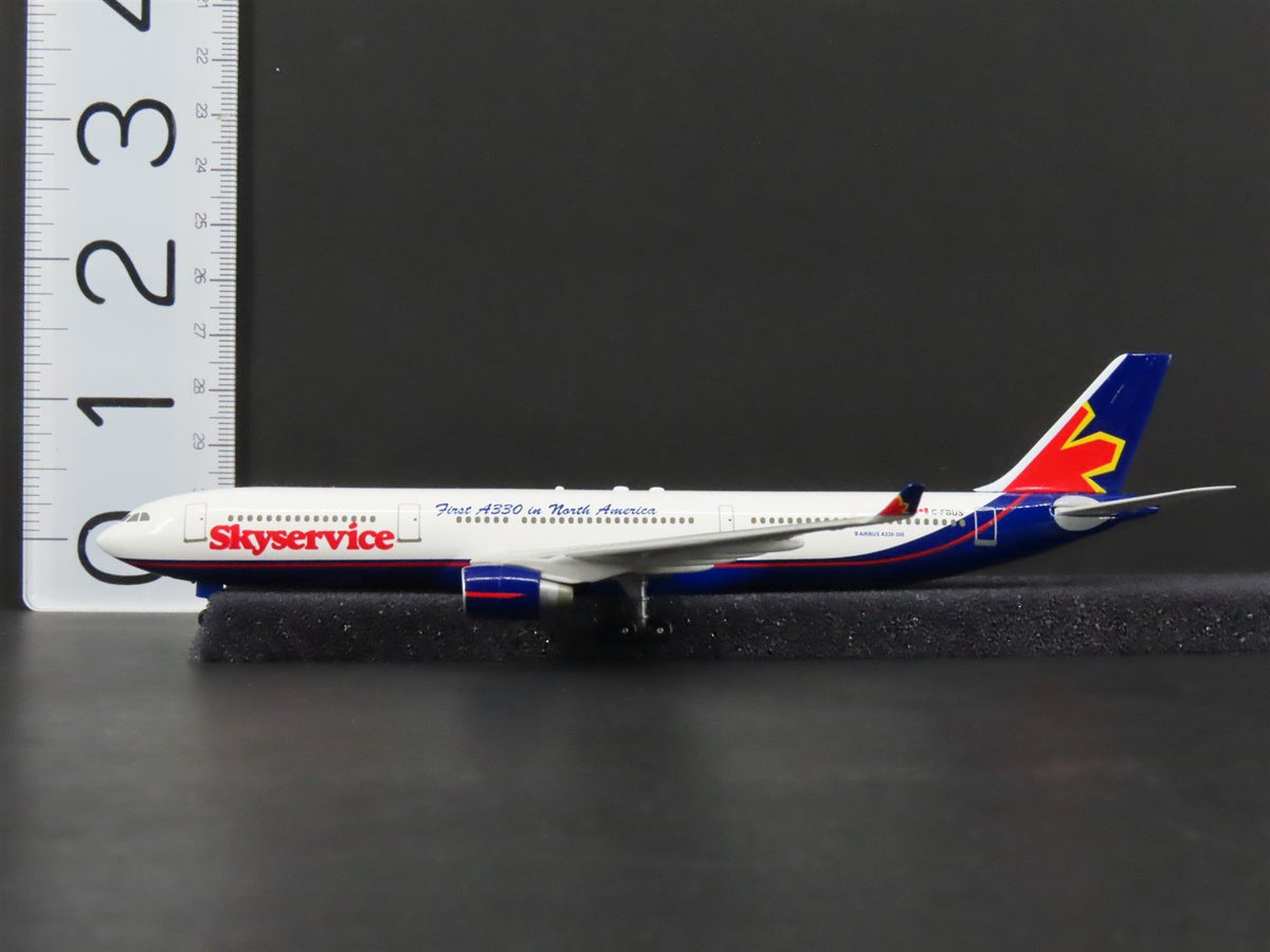 1:400 Dragon Wings 55044 Die-Cast Sky Service &quot;First A330 in NA&quot; A330 Airliner
