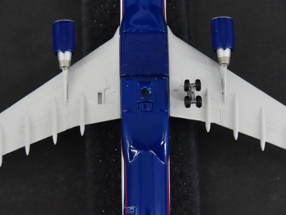 1:400 Dragon Wings 55044 Die-Cast Sky Service &quot;First A330 in NA&quot; A330 Airliner