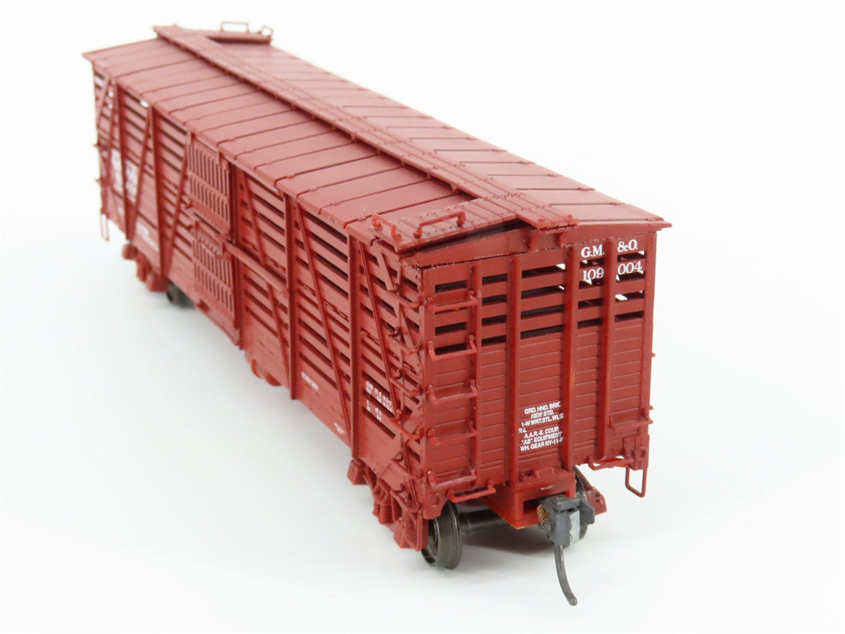 HO Scale PROTO 2000 GM&amp;O Gulf Mobile &amp; Ohio 40&#39; Double Deck Stock Car #109004