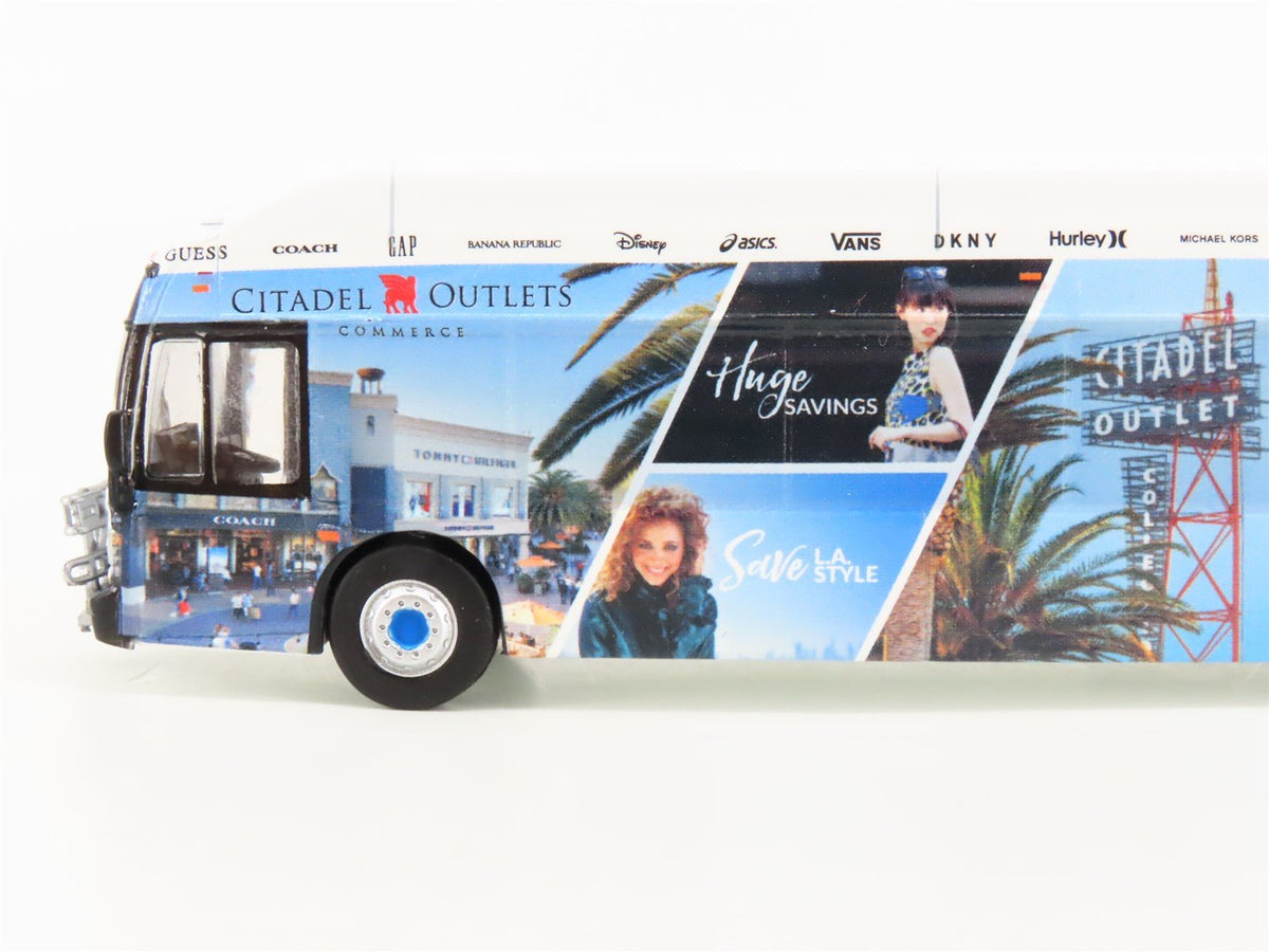 1:87 Scale Iconic Replicas Die-Cast Citadel Outlets Xcelsior Transit Bus