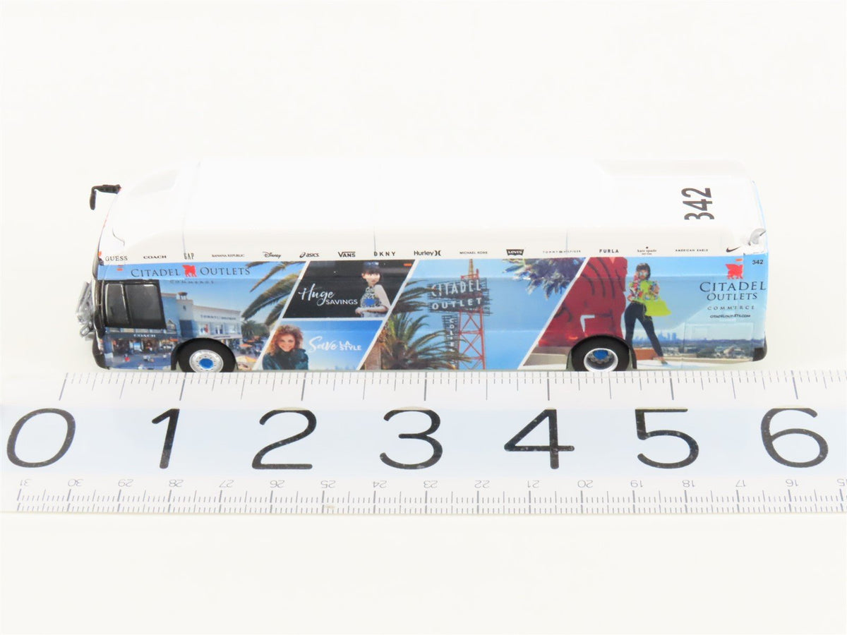 1:87 Scale Iconic Replicas Die-Cast Citadel Outlets Xcelsior Transit Bus