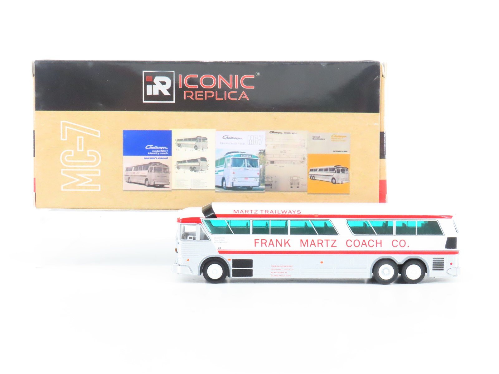 1:87 Iconic Replicas 87-0255 Die-Cast Frank Martz MCI MC-7 Intercity Coach Bus