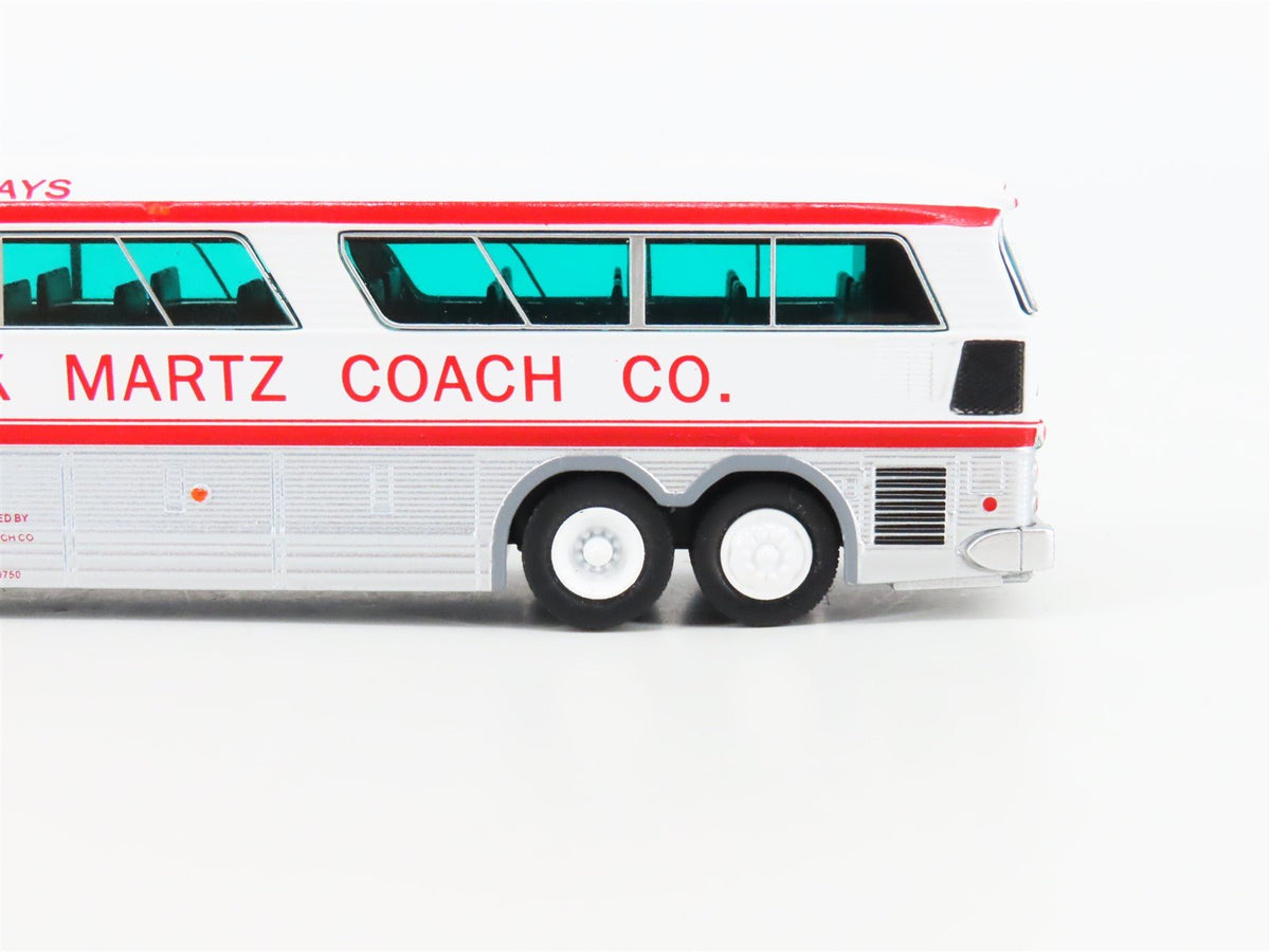 1:87 Iconic Replicas 87-0255 Die-Cast Frank Martz MCI MC-7 Intercity Coach Bus