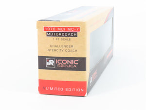 1:87 Iconic Replicas 87-0255 Die-Cast Frank Martz MCI MC-7 Intercity Coach Bus