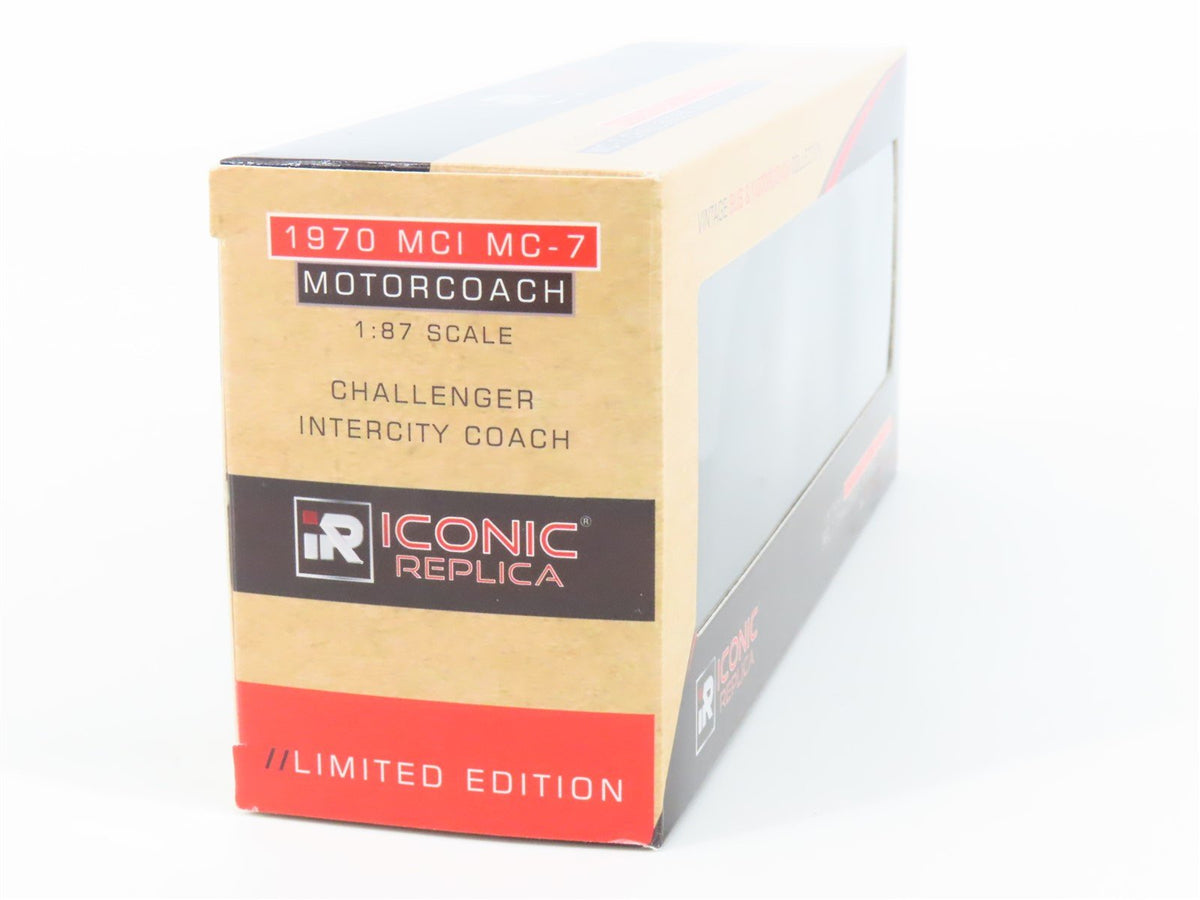 1:87 Iconic Replicas 87-0182 Die-Cast Greyhound Scenicruiser MCI MC-7 Coach Bus