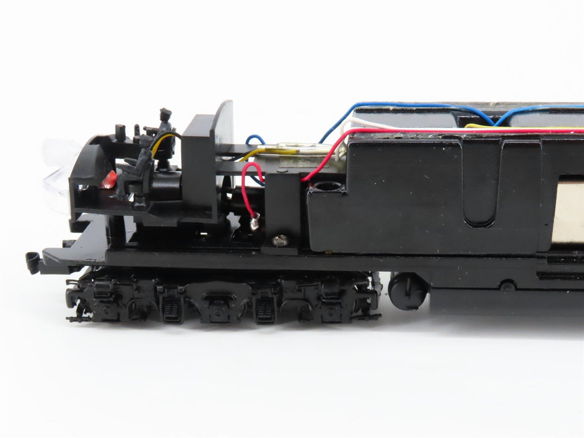 HO Scale Proto 2000 21008 PRR Pennsylvania E8/9A Diesel Loco #5797A