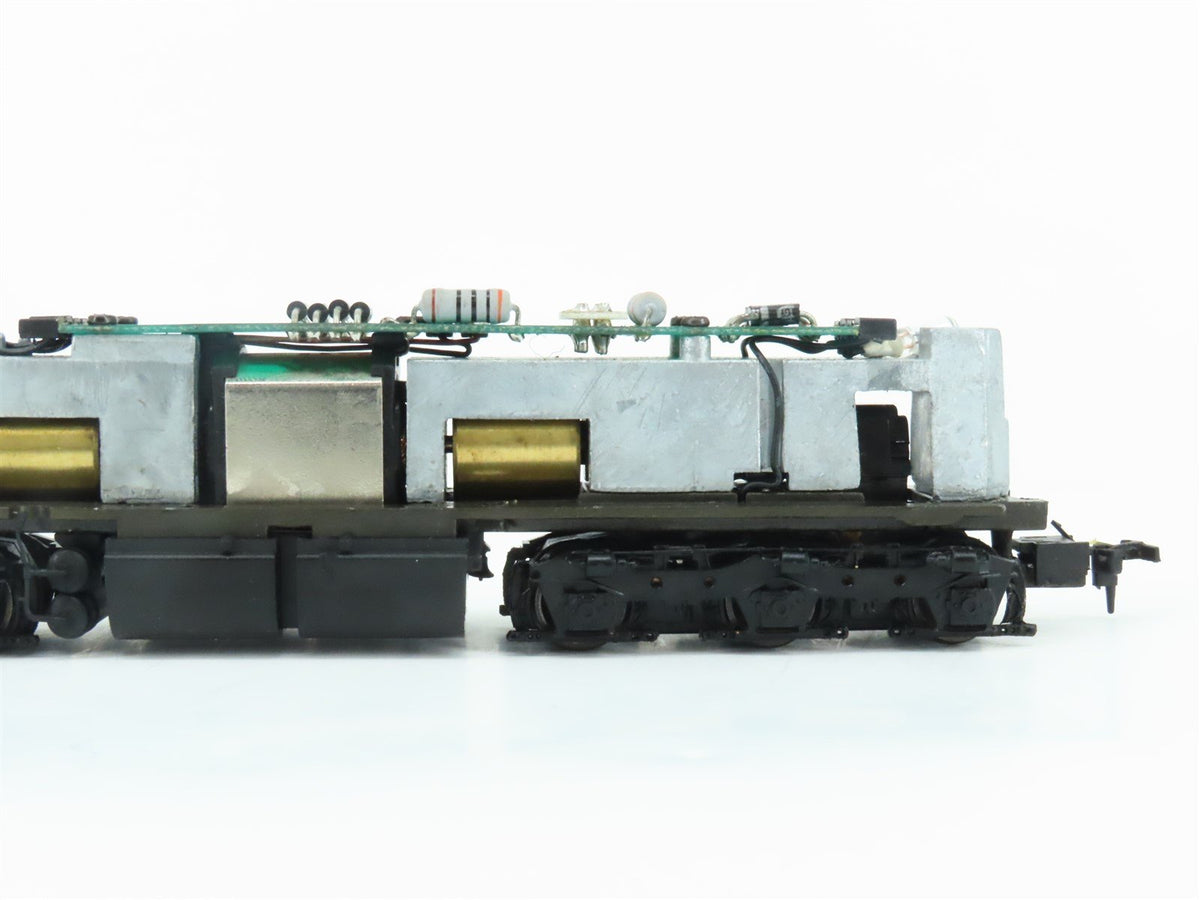 HO Scale Proto 2000 21233 NKP Nickel Plate Road SD9 Diesel Locomotive #340