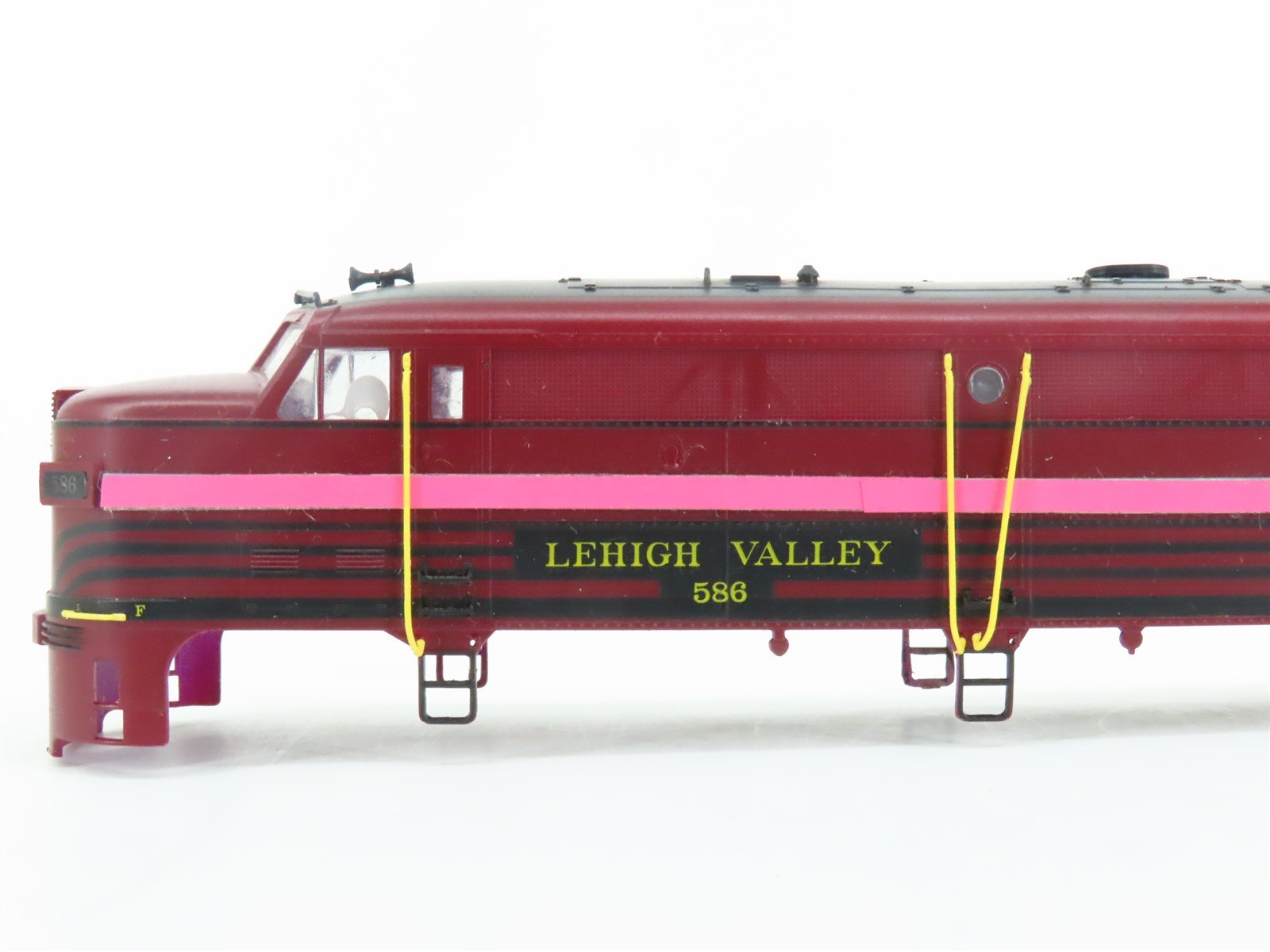 HO Scale Proto 2000 8365 LV Lehigh Valley FA2 Diesel Loco #586 BAD GEARS