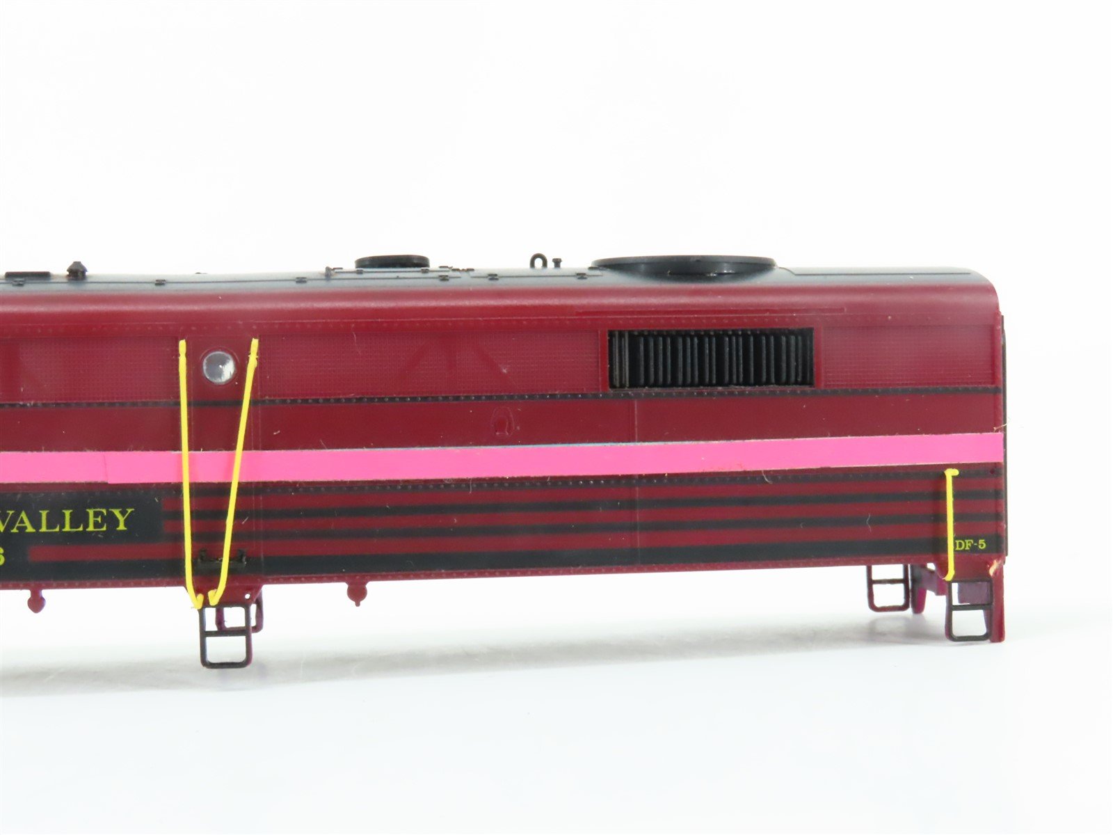 HO Scale Proto 2000 8365 LV Lehigh Valley FA2 Diesel Loco #586 BAD GEARS