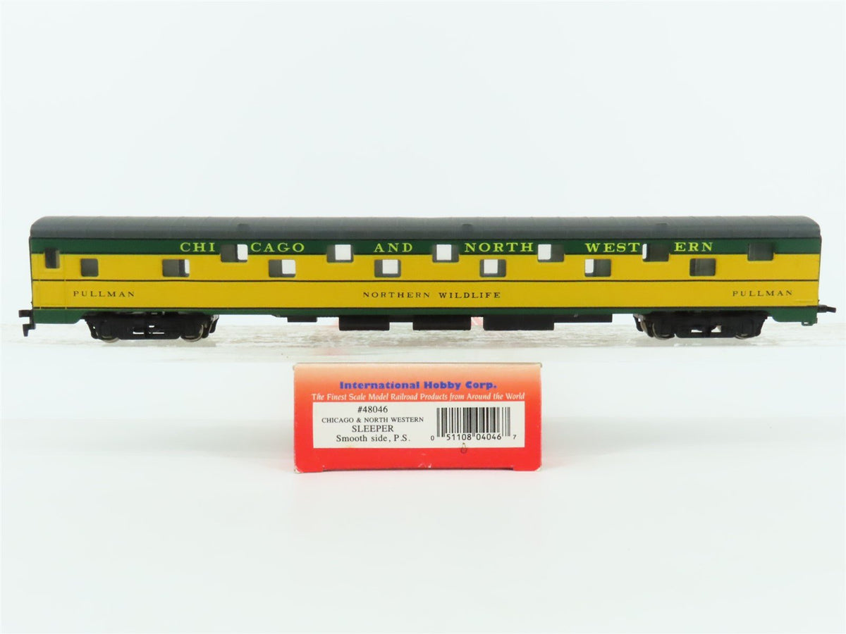 HO Scale IHC 48046 CNW Railway Sleeper Passenger Car &quot;Northern Wildlife&quot;