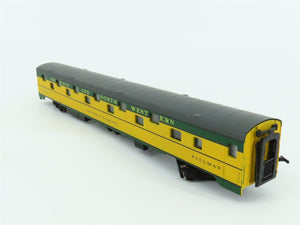 HO Scale IHC 48046 CNW Railway Sleeper Passenger Car 