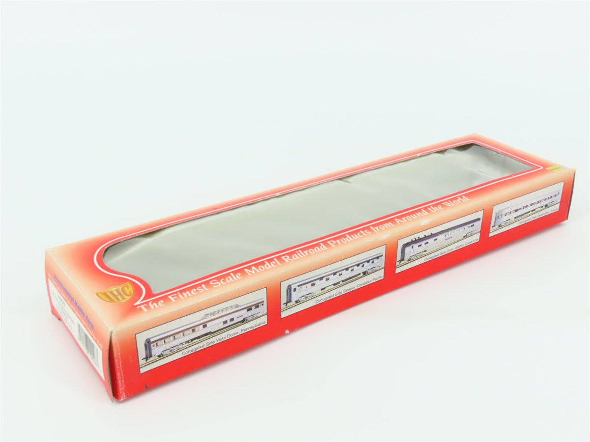 HO Scale IHC 48046 CNW Railway Sleeper Passenger Car &quot;Northern Wildlife&quot;