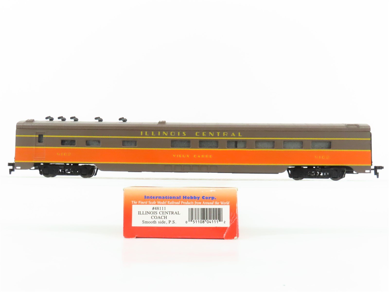 HO Scale IHC 48111 IC Illinois Central Coach Passenger Car "Vieux Carre"