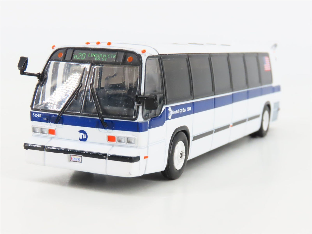 1:87 Scale Iconic Replicas 87-0313 Die-Cast New York City TMC RTS Transit Bus