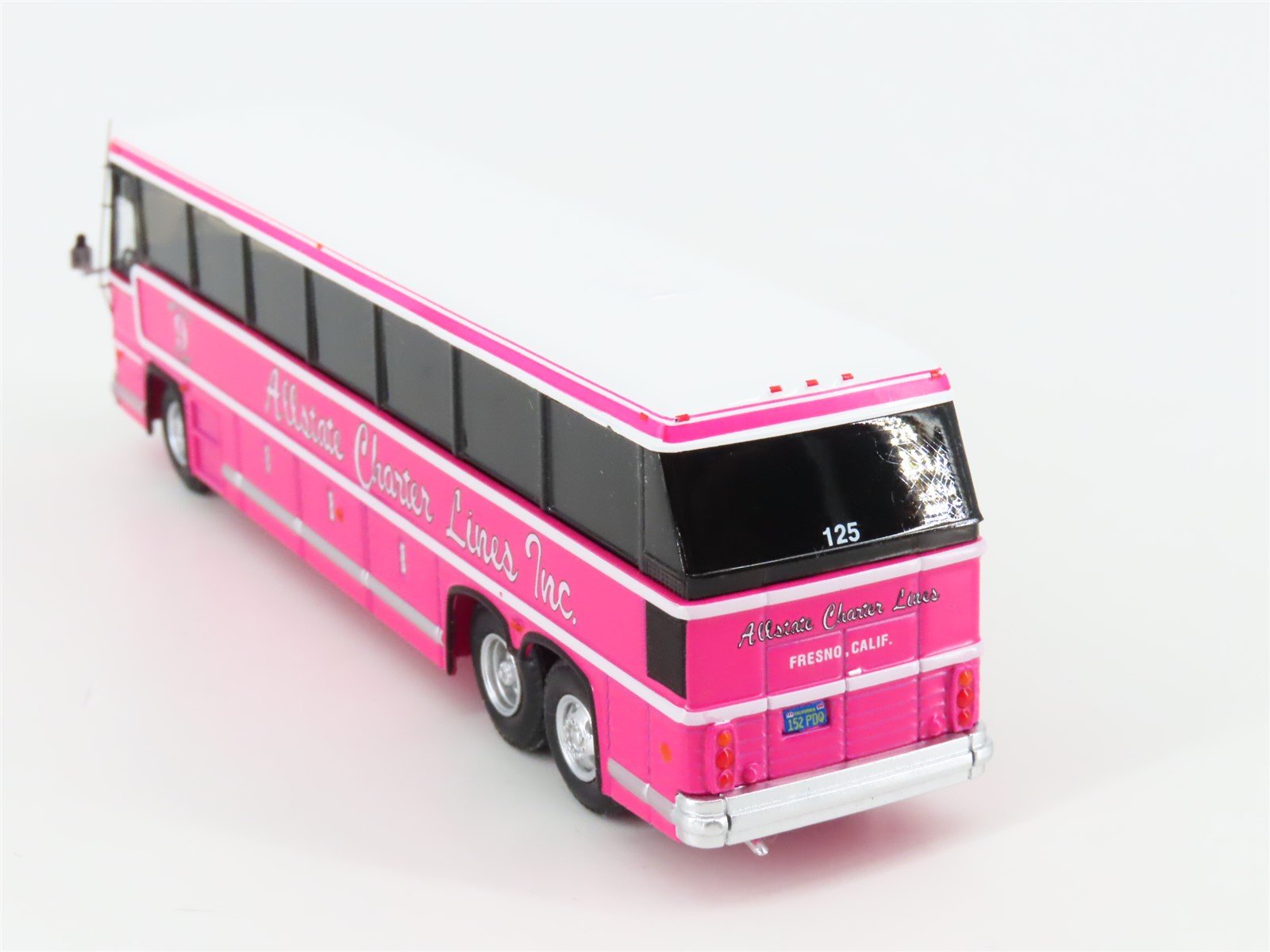 1:87 Iconic Replicas 87-0272 Diecast Allstate Charter Lines MCI MC-9 Coach Bus