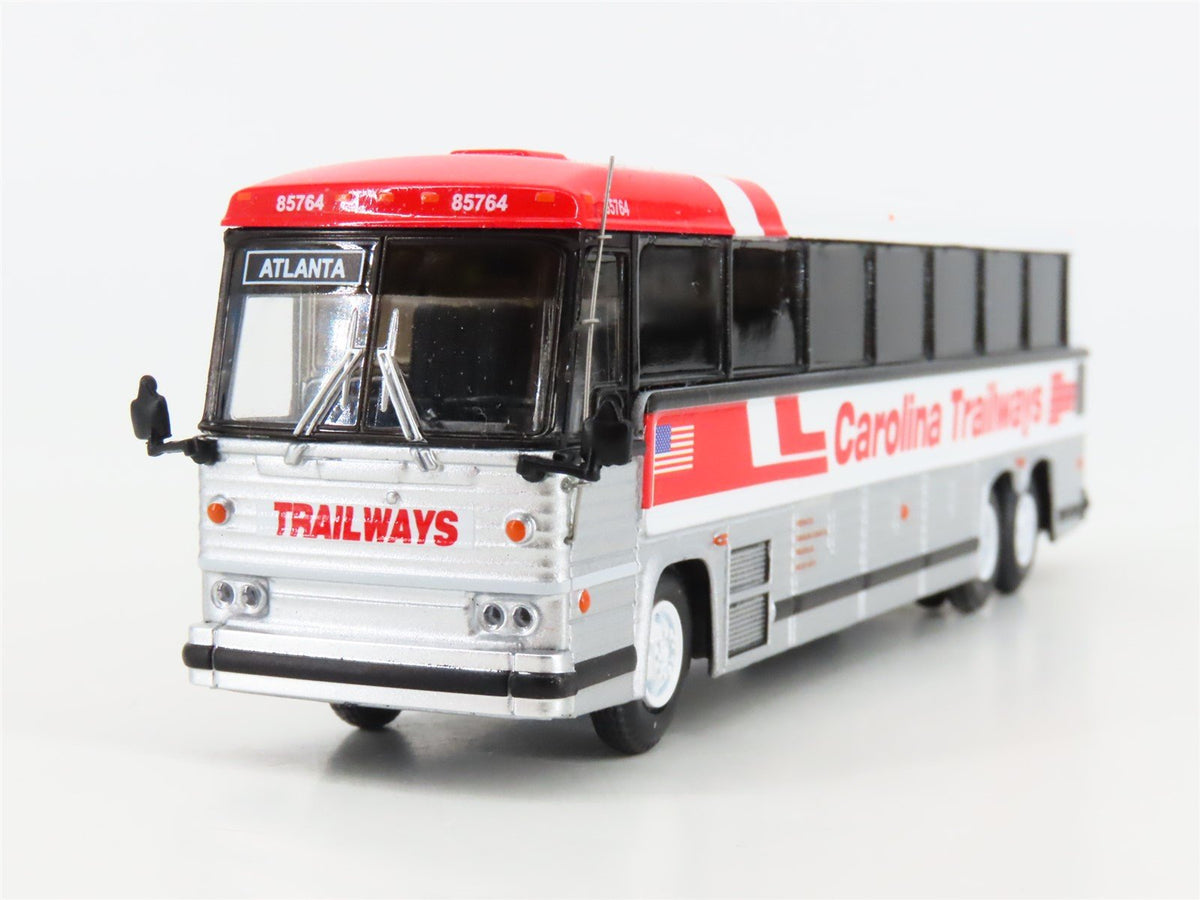 1:87 Scale Iconic Replicas 87-0326 Diecast Carolina Trailways MCI MC-9 Coach Bus