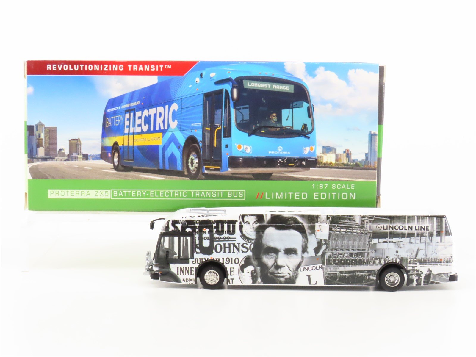 1:87 Iconic Replicas 87-0295 Diecast Lincoln Line Proterra Electric Transit Bus