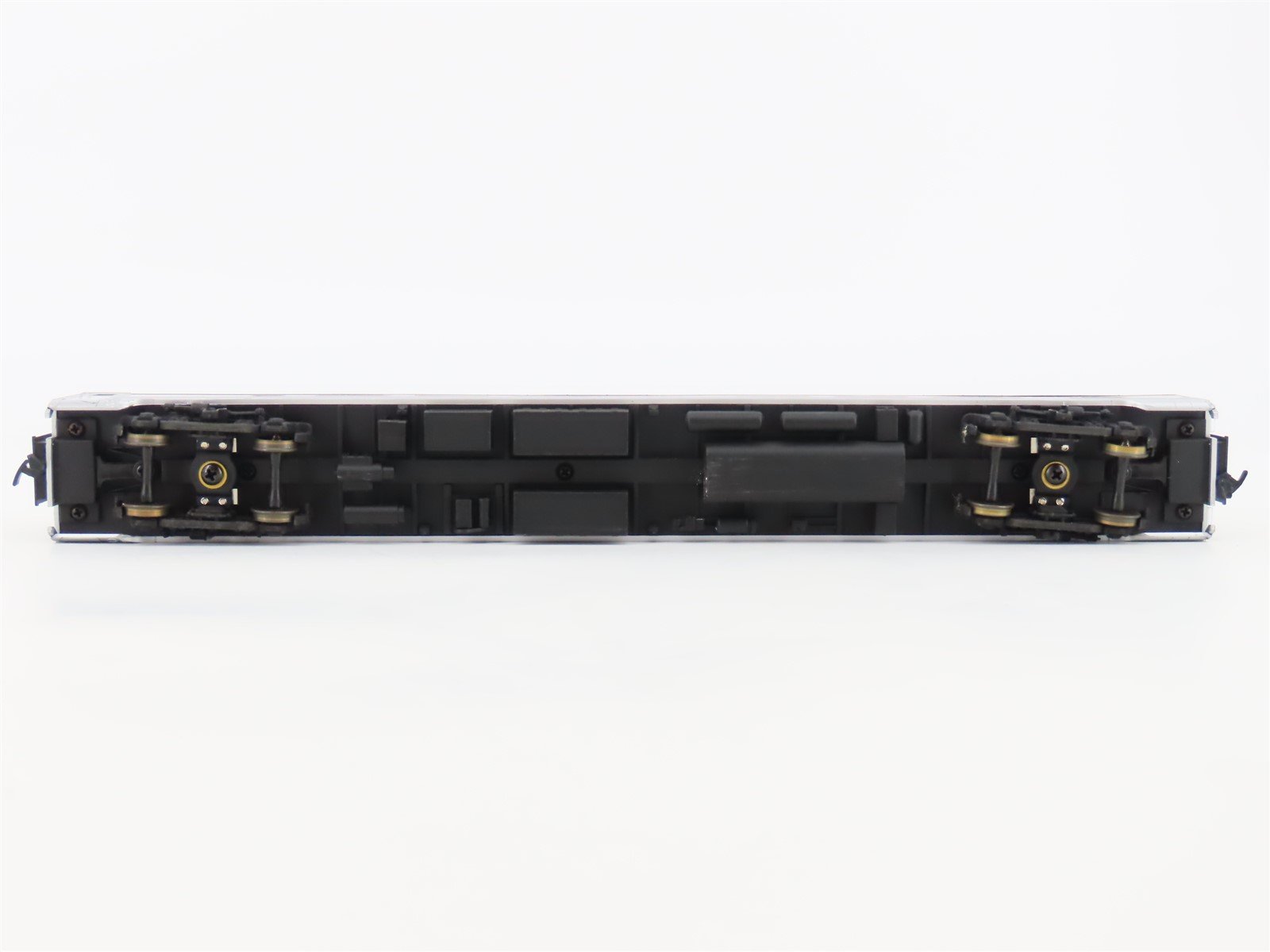 HO Scale Walthers 932-16764 ACL Atlantic Coast Line 52-Seat Coach Passenger