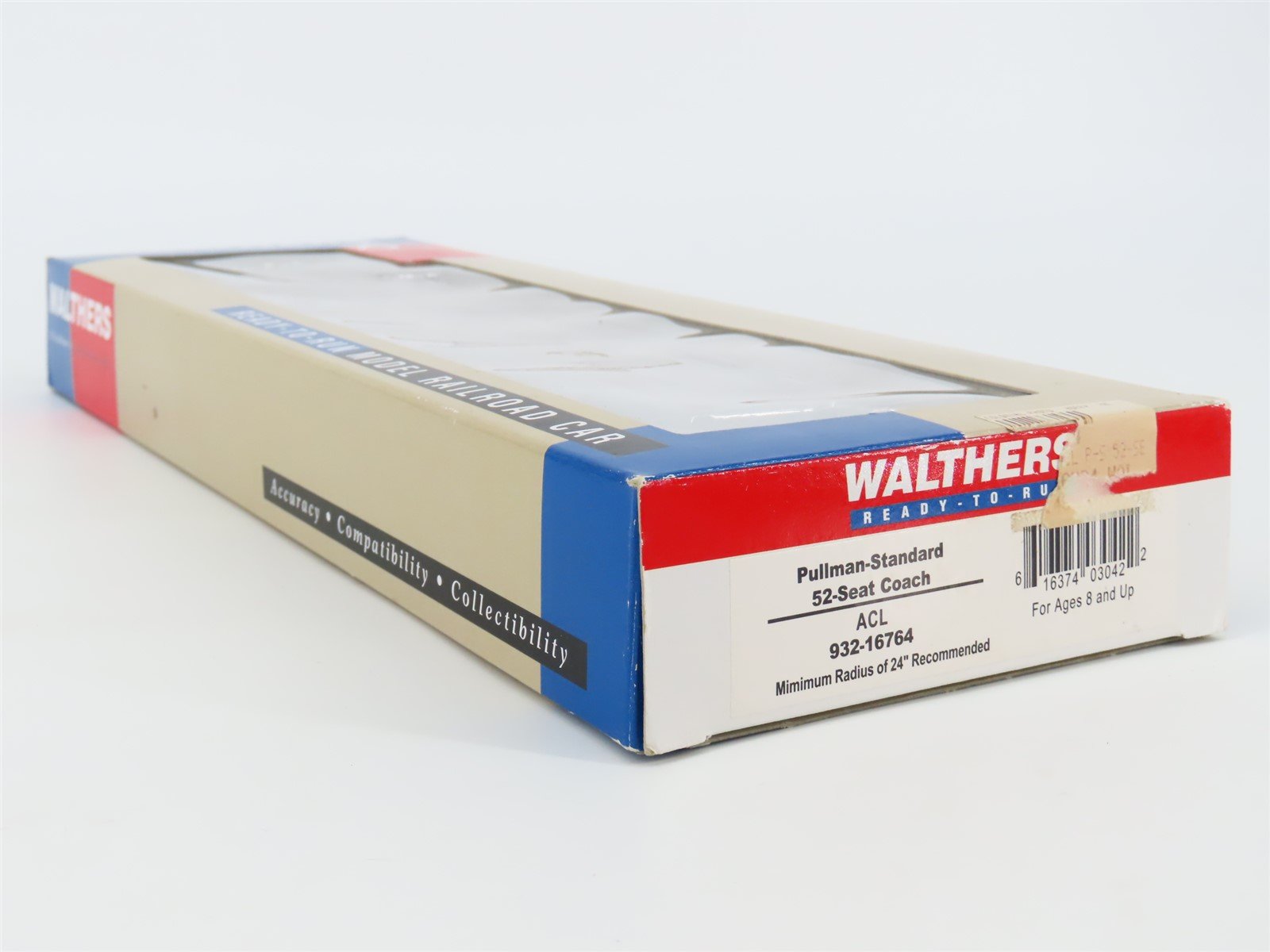 HO Scale Walthers 932-16764 ACL Atlantic Coast Line 52-Seat Coach Passenger