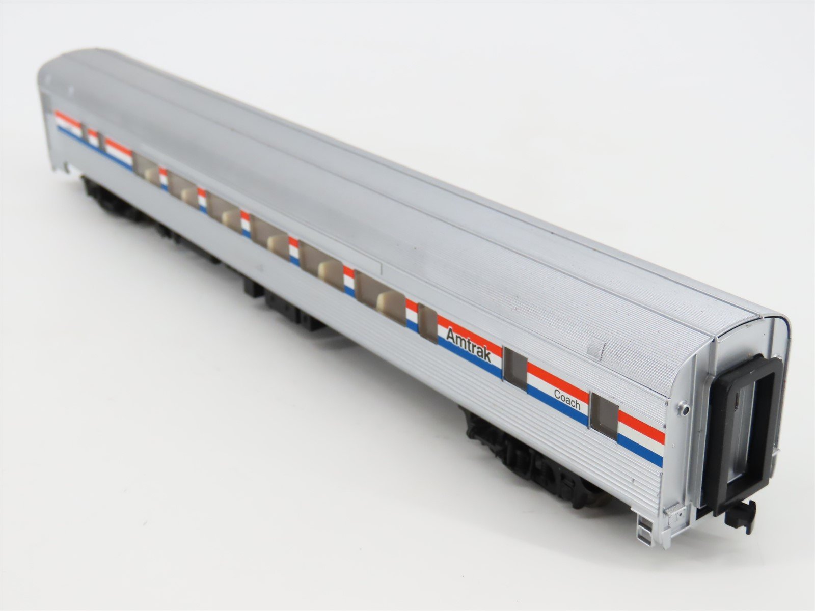 HO Scale Walthers 932-6423 AMTK Amtrak Phase 3 85' Budd Lounge Passenger Car