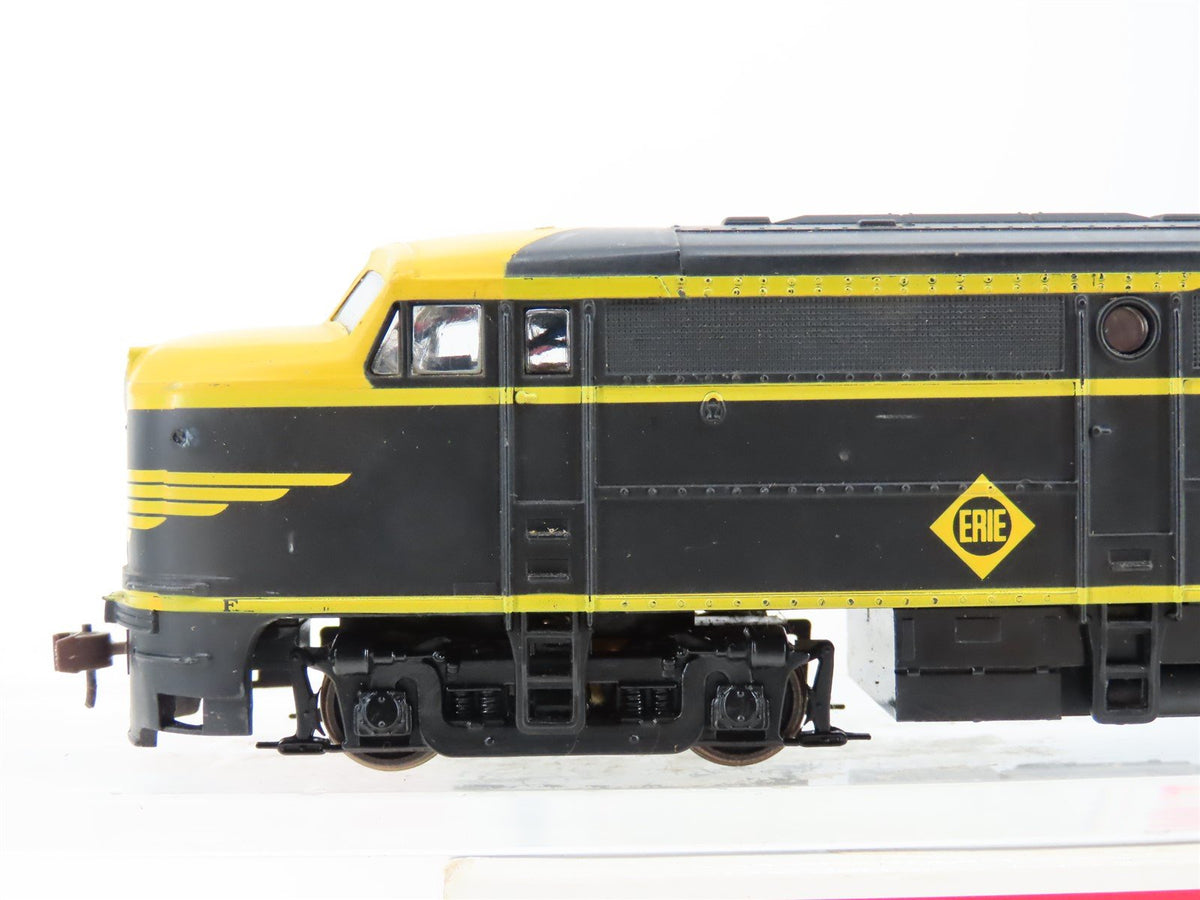 HO Scale Walthers 931-213 Erie Railway Alco FA-1 Diesel Locomotive #729A