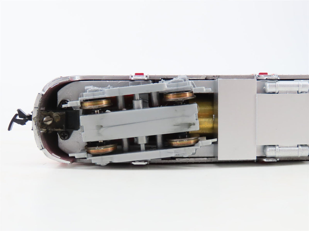 HO Scale Walthers 931-207 ATSF Santa Fe Alco FA-1 Diesel Locomotive #202