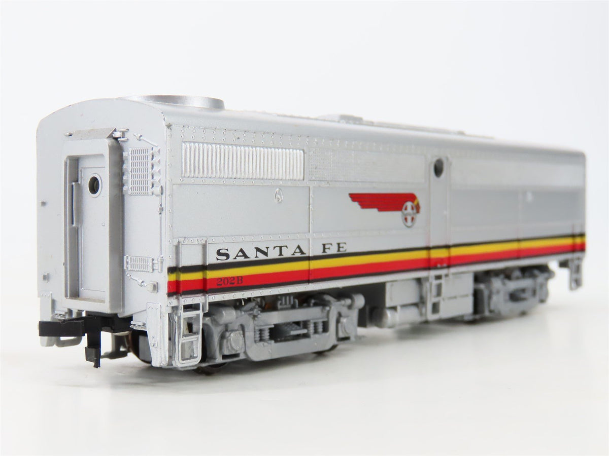 HO Scale Walthers 931-264 ATSF Santa Fe Alco FB-1 Diesel Locomotive #202B