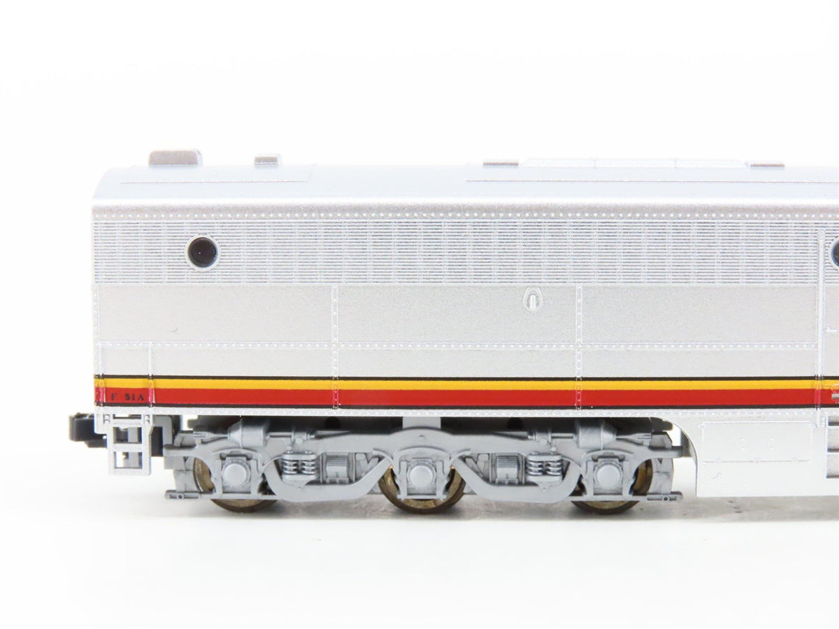 N KATO 106-0501 ATSF &quot;Warbonnet&quot; ALCO PA-1/PB-1 Diesel Set #51L/A - DCC Ready