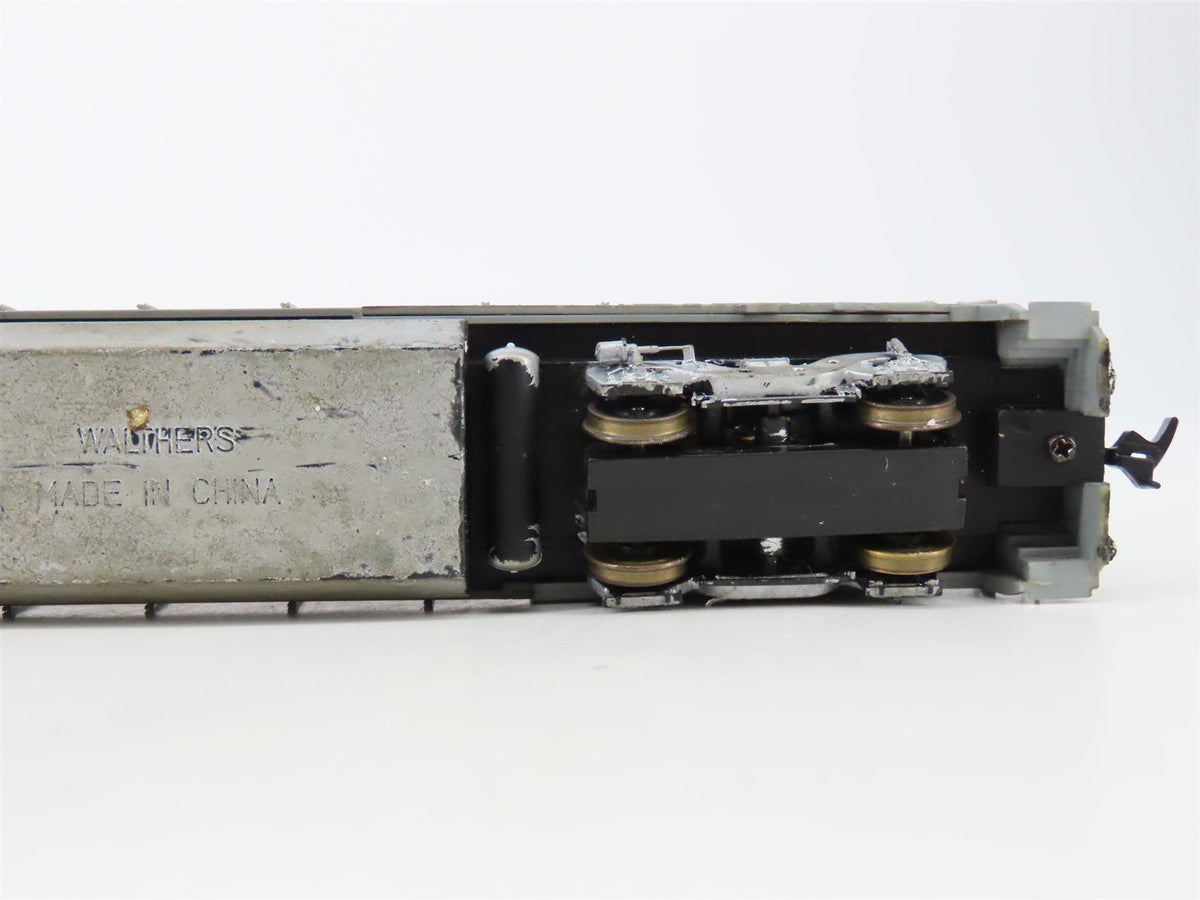 HO Scale Walthers 931-158 LMX Leasing Dash 8-40B Diesel Locomotive #8500
