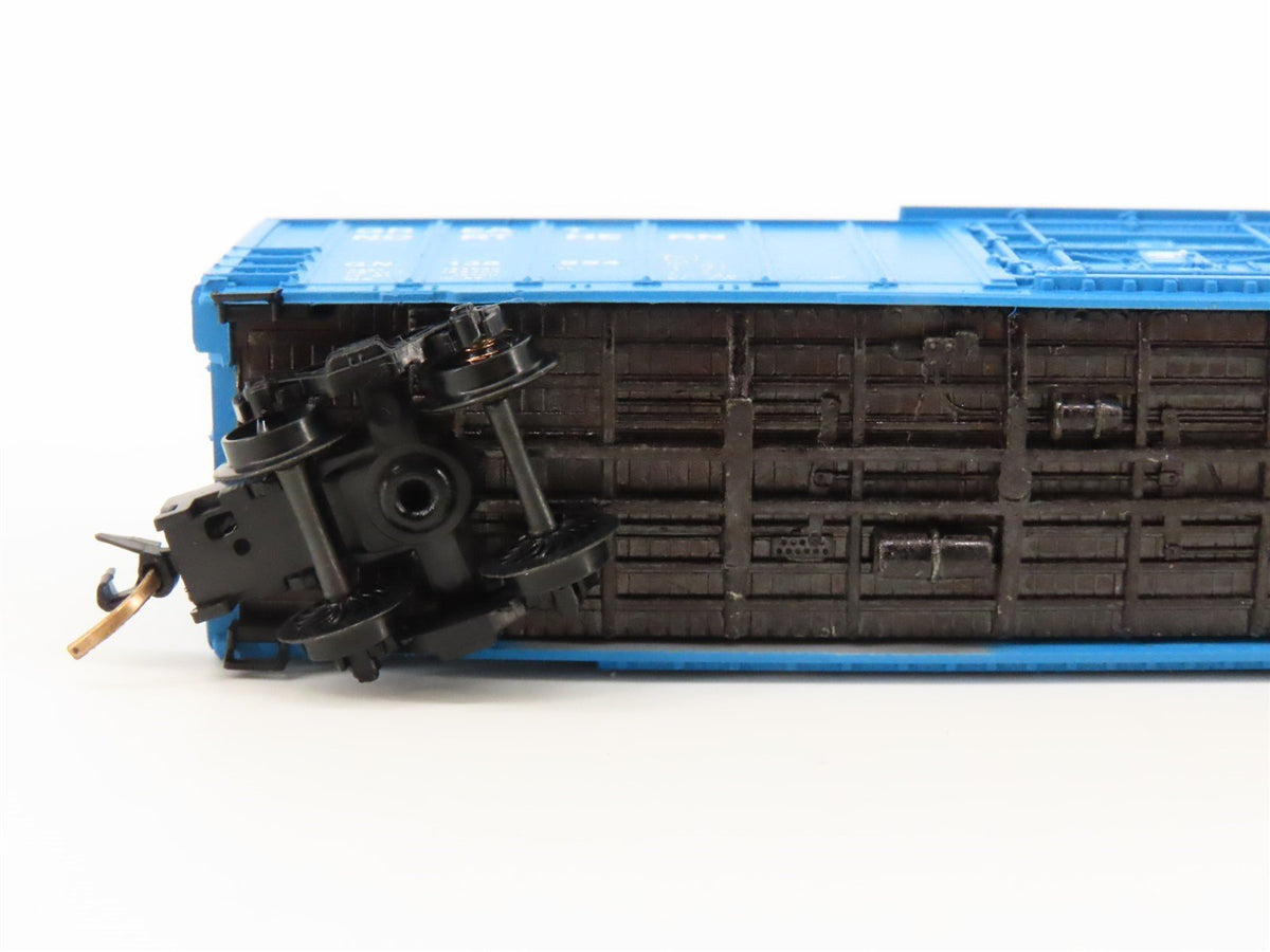 N Scale Micro-Trains GN Great Northern Big Sky Blue 50&#39; Ribside Boxcar #138894