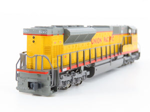 N Scale KATO 176-5613 UP Union Pacific SD90/43MAC Diesel #8242 - DCC Ready